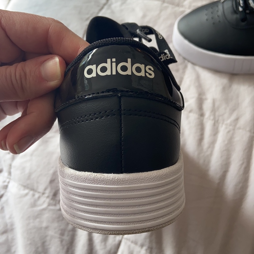 adidas Court Bold FY9993, Womens, Core Black/Core Black/Cloud White size 9.5 - Picture 6 of 14